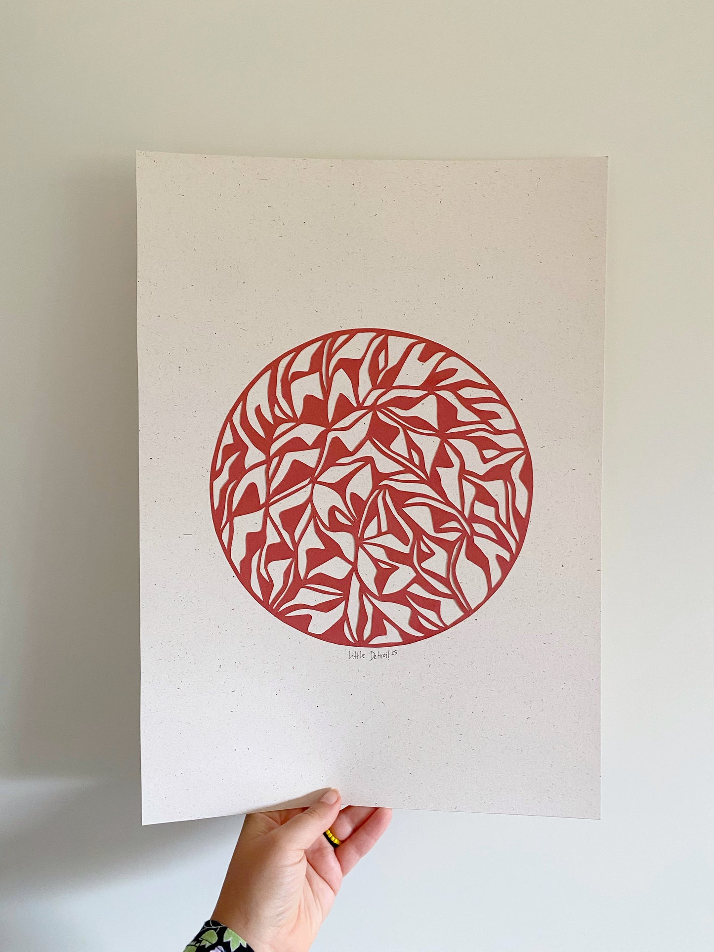 A3 papercut støvet rød/natur