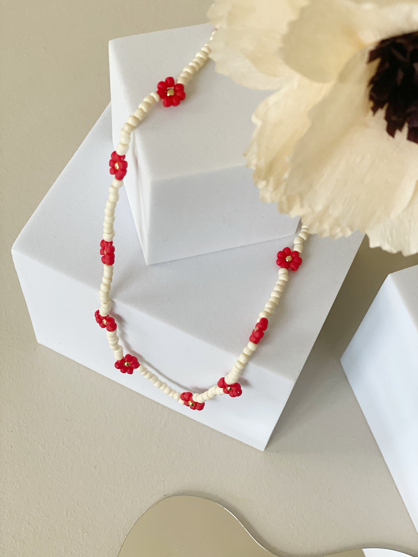 'Poppy love' necklace