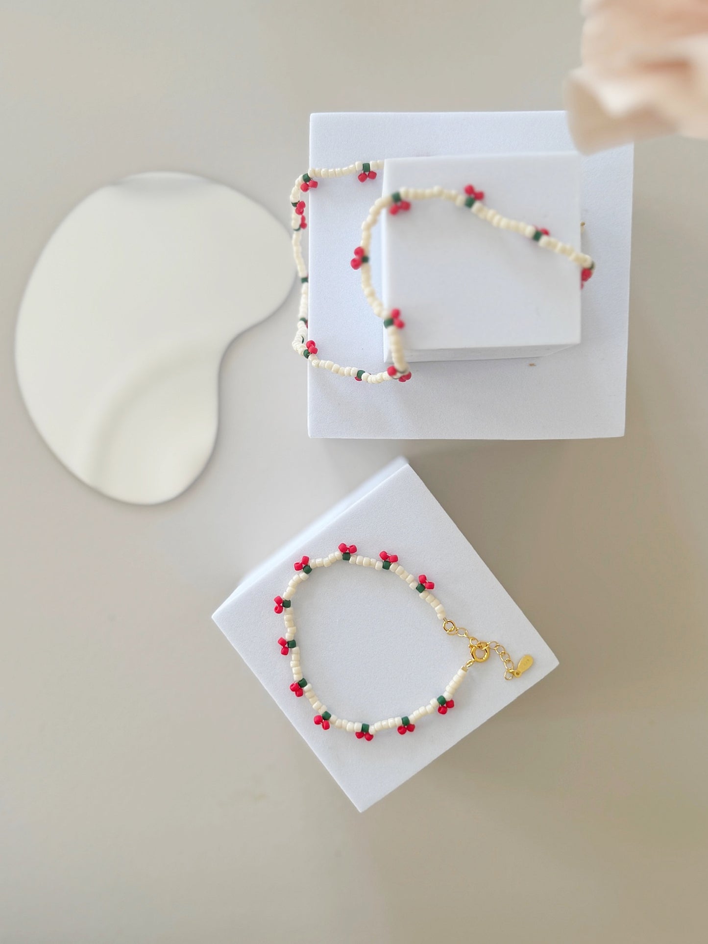 'My sweet cherry' bracelet
