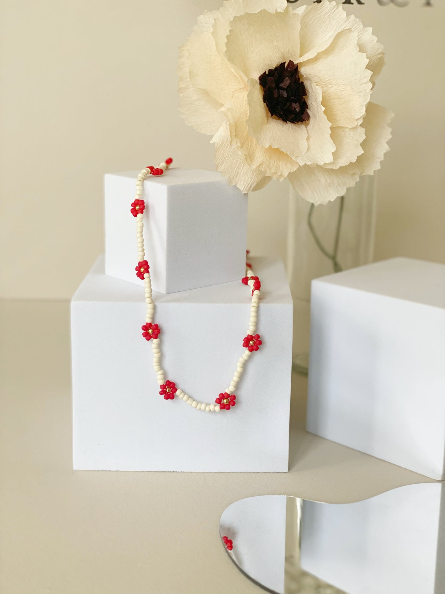 'Poppy love' necklace