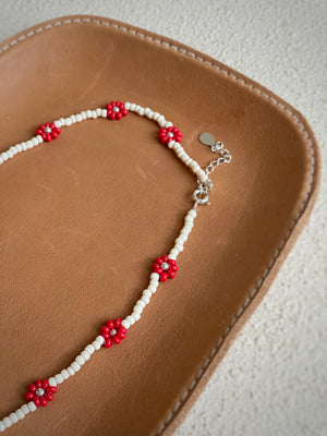 Open image in slideshow, &#39;Poppy love&#39; necklace
