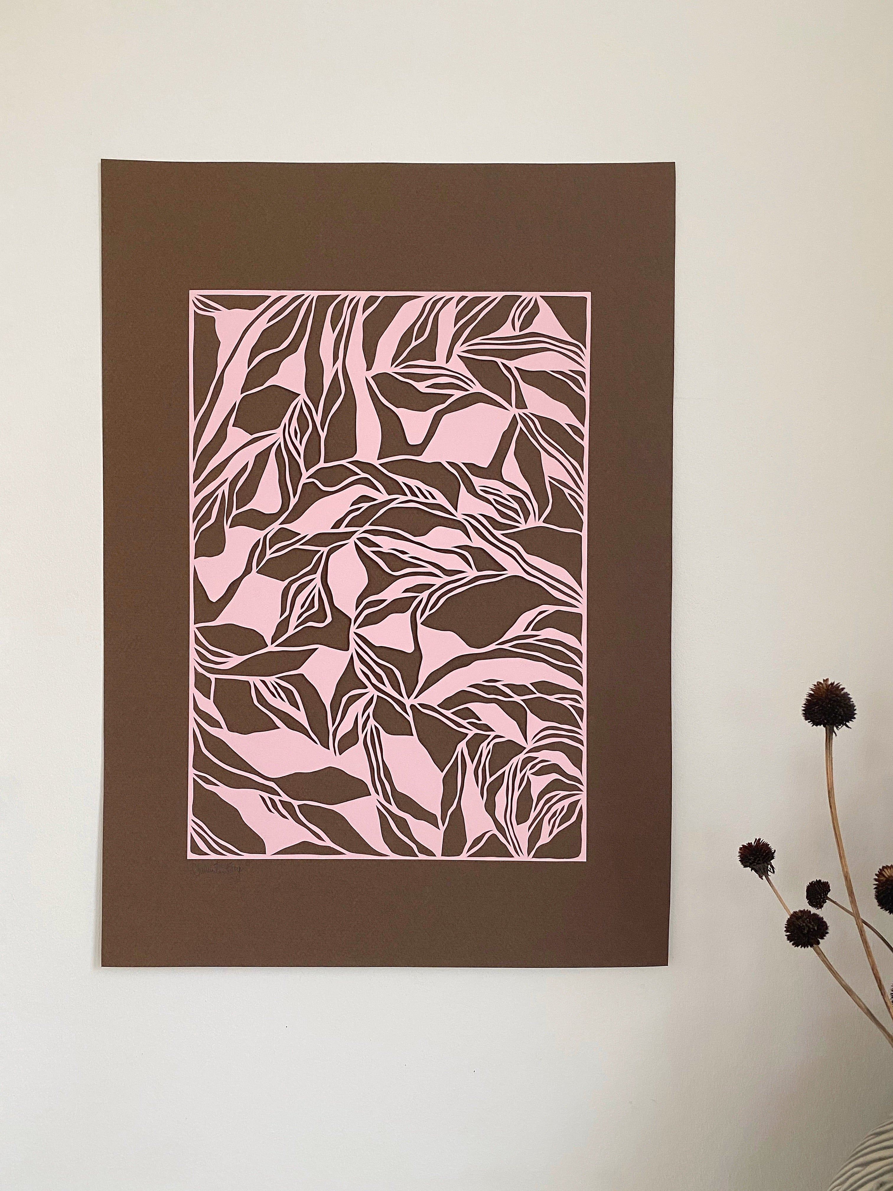 A3 papercut lyserød/mørkebrun