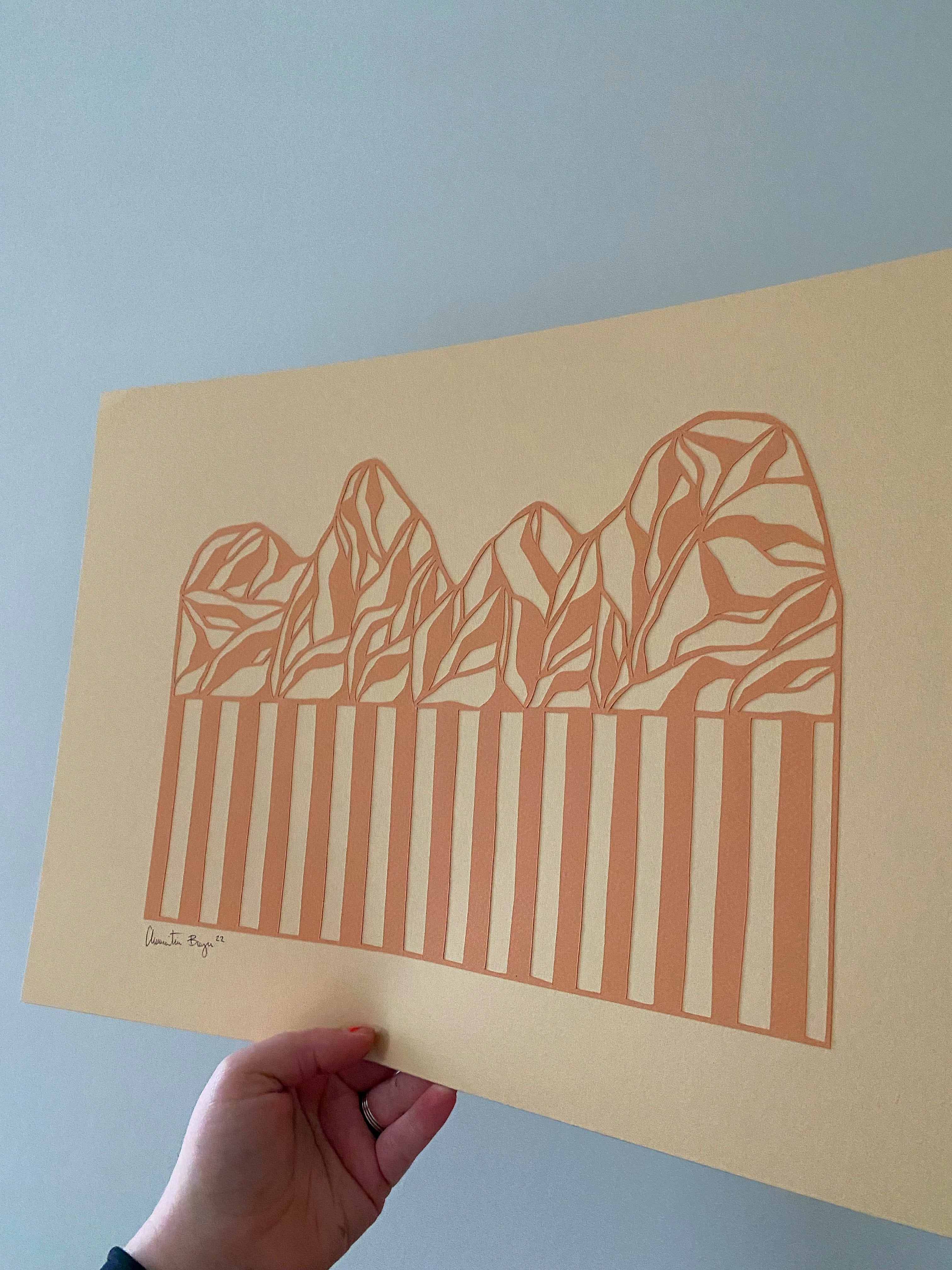 A3 papercut orange/beige-lakse